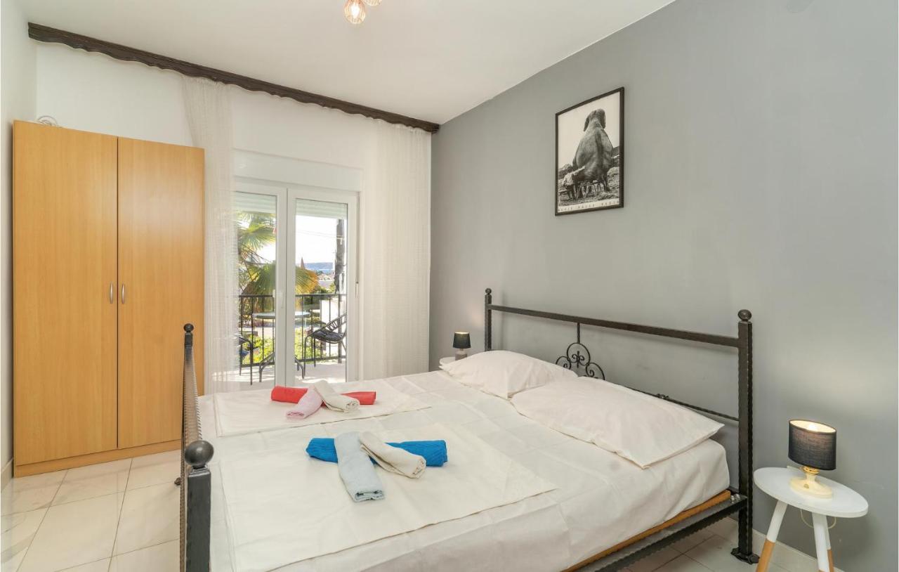 Cozy Apartment In Krk With Kitchen Krk Town Extérieur photo